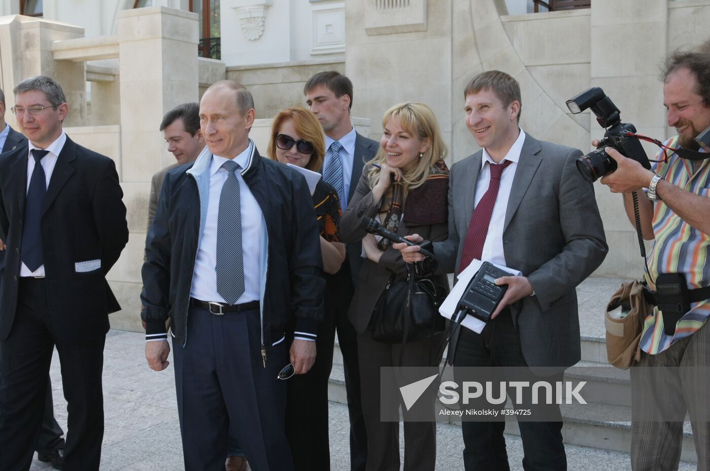 Putin showed journalists his Niva SUV in Sochi