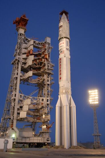 Proton-M with ProtoStar II satellite launched from Baikonur