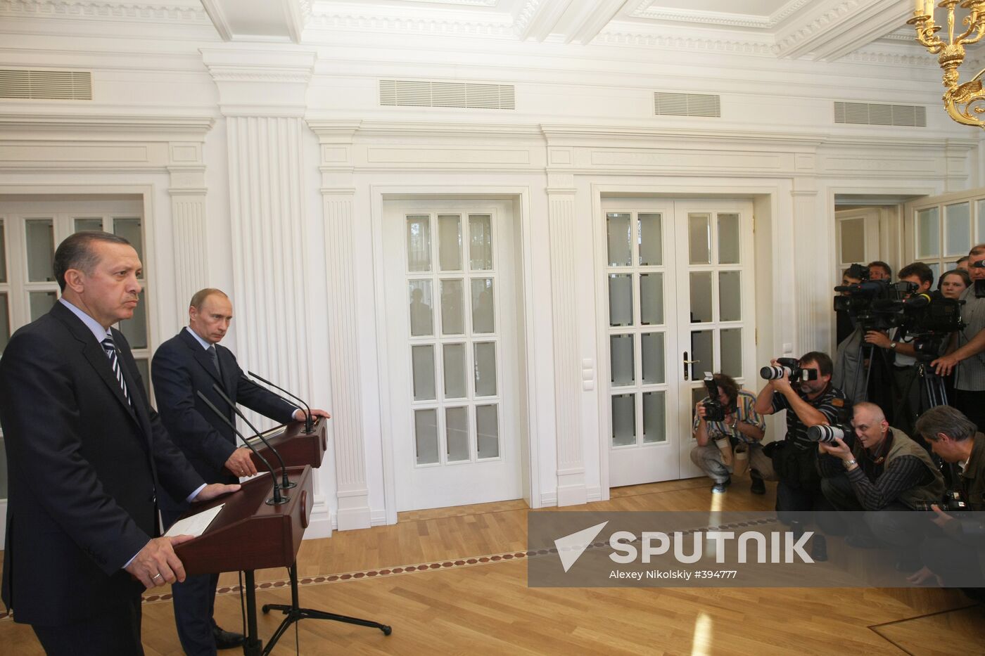 Putin meets Recep Tayyip Erdoğan in Sochi