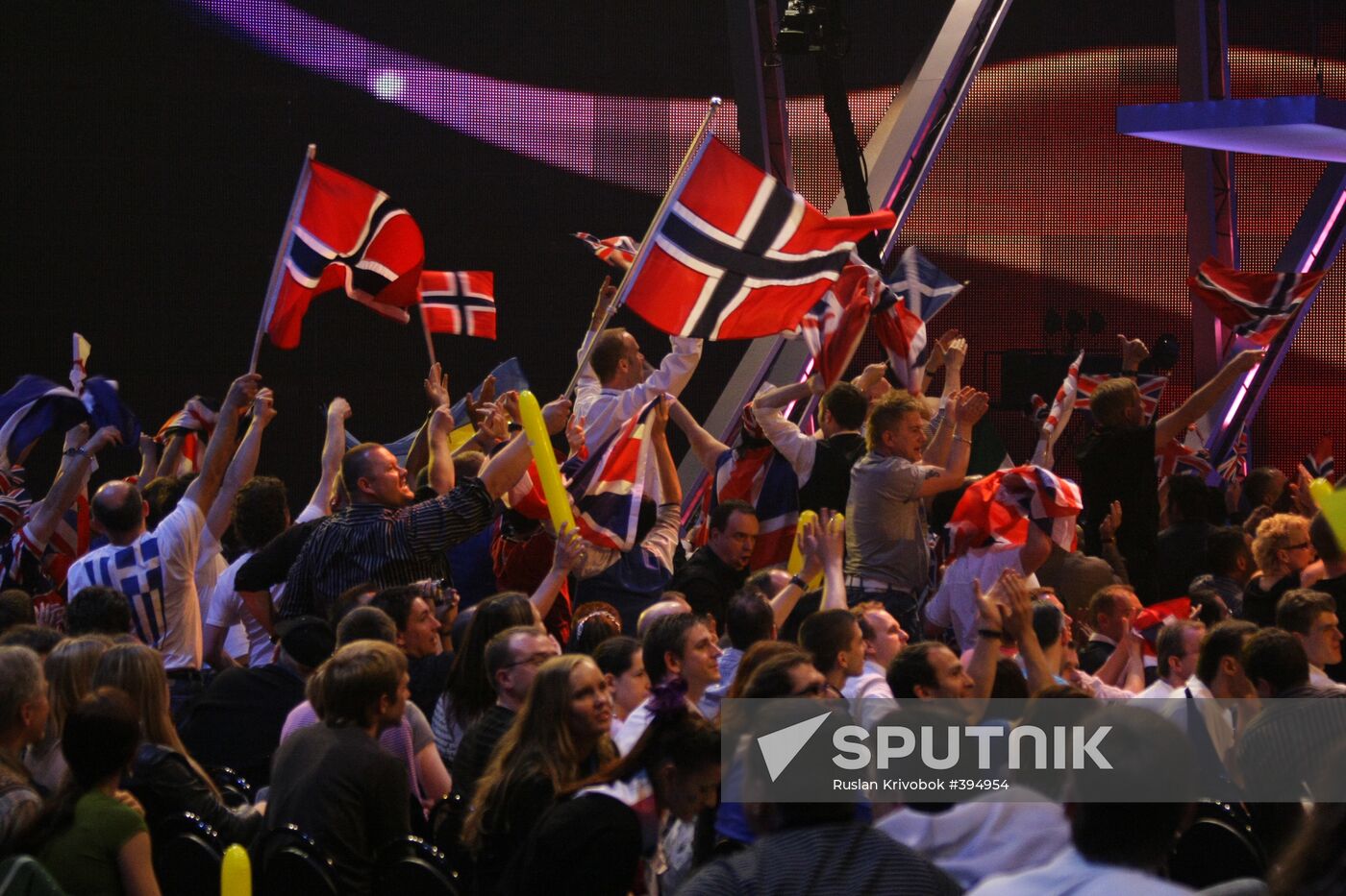 Viewers watching 2009 Eurovision Song Contest Final