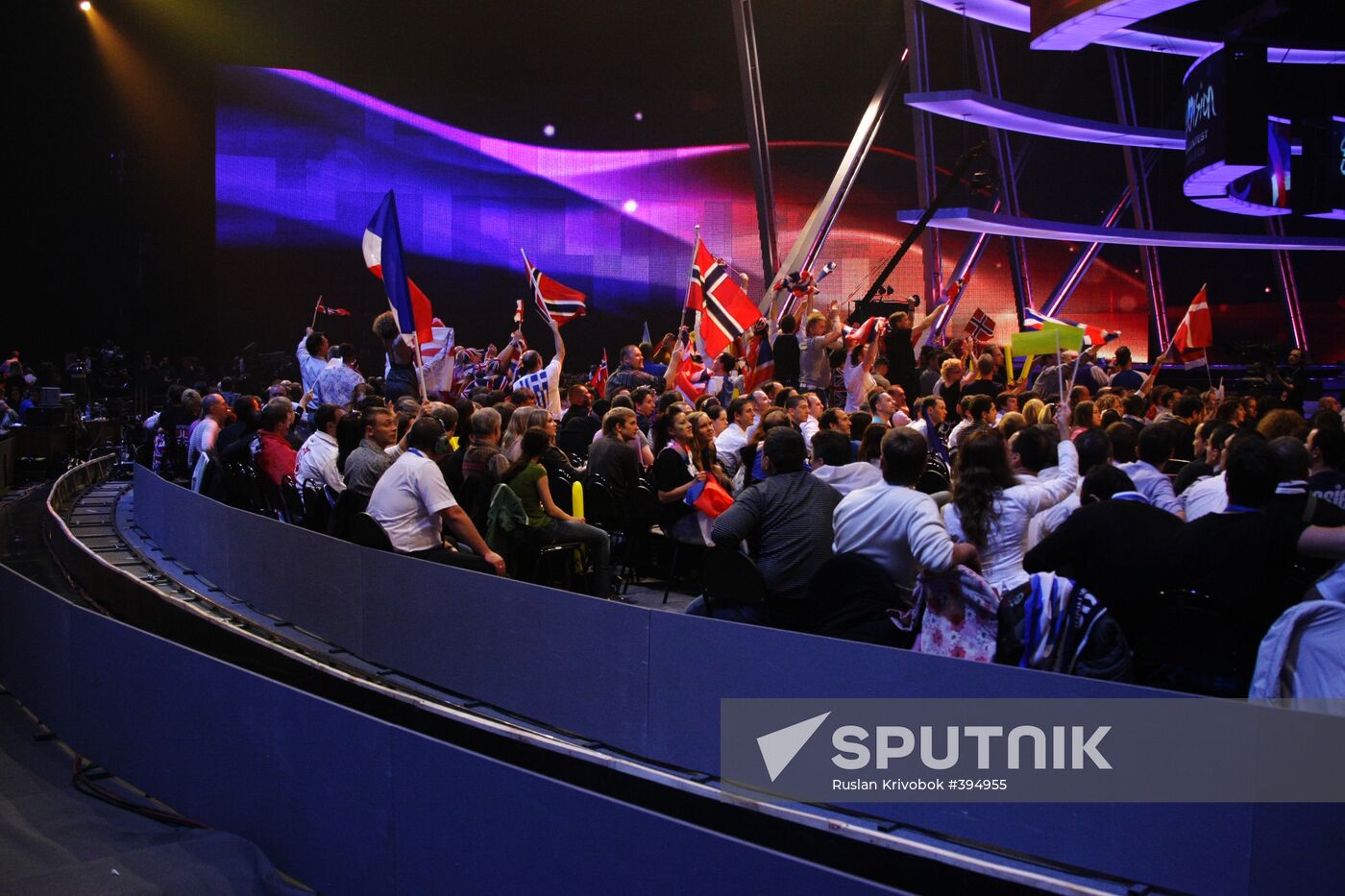 Viewers watching 2009 Eurovision Song Contest Final