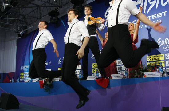 Eurovision 2009 winner Alexander Rybak gives press conference