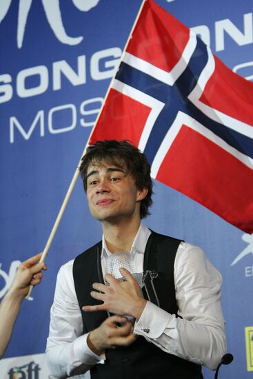 Eurovision 2009 winner Alexander Rybak gives press conference