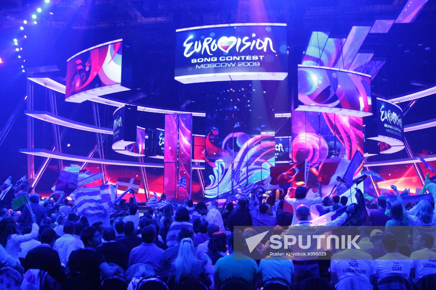 Viewers watching 2009 Eurovision Song Contest Final