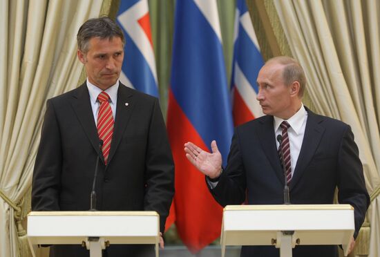 Russian, Norwegian PMs meet