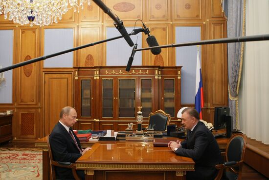 Russian PM Vladimir Putin meets with Ryazan Region governor