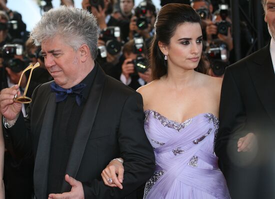 Pedro Almodovar and Penelope Cruz