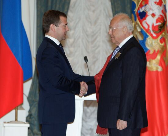 Russian President Dmitry Medvedev presents state awards