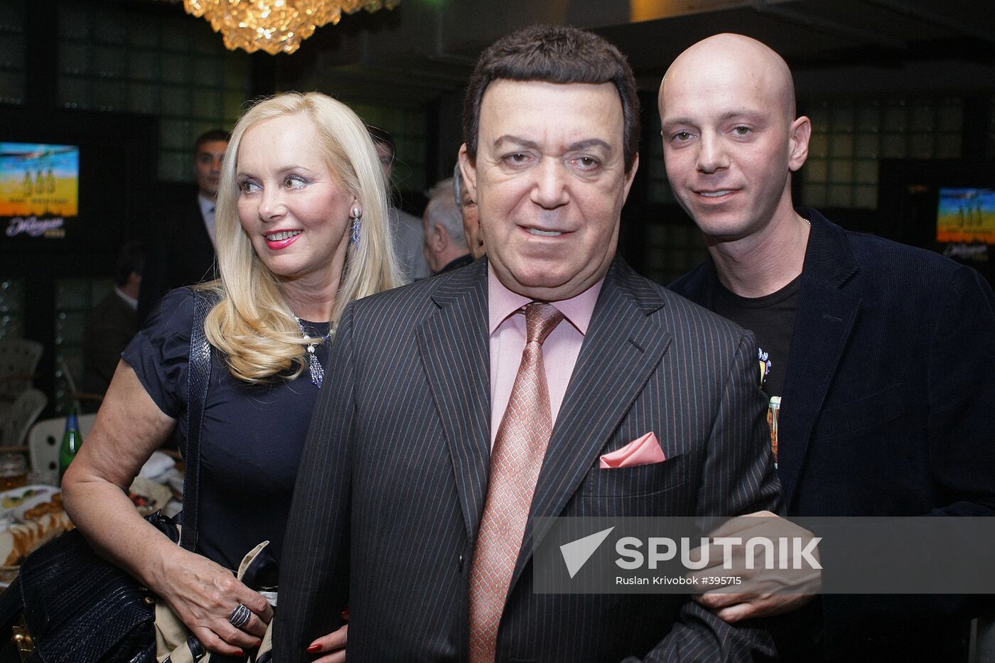 Iosif Kobzon with family
