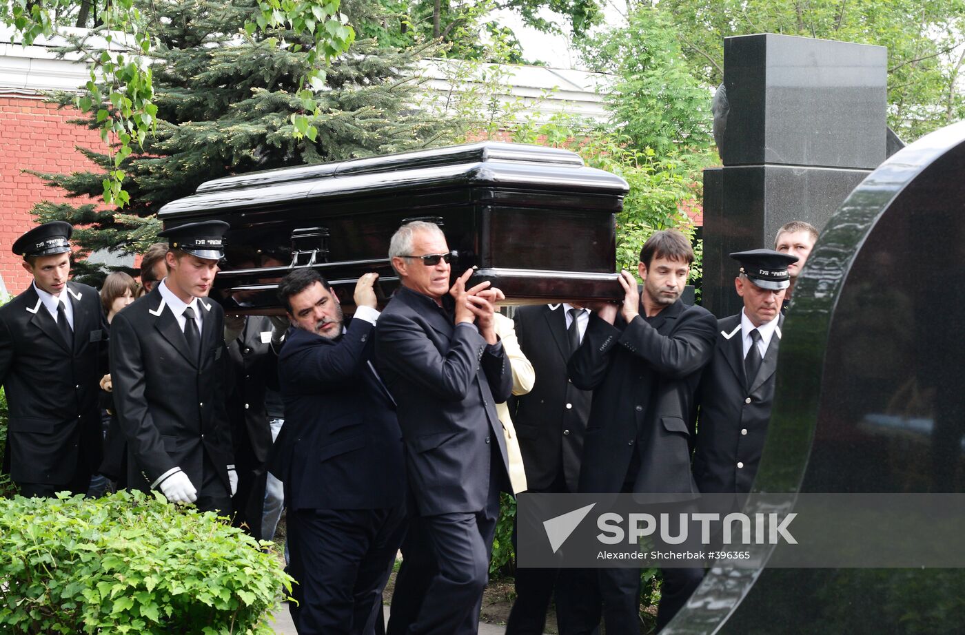 Funeral ceremony for Oleg Yankovsky