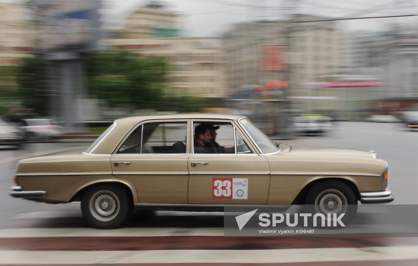Vintage and classic car race held in Moscow