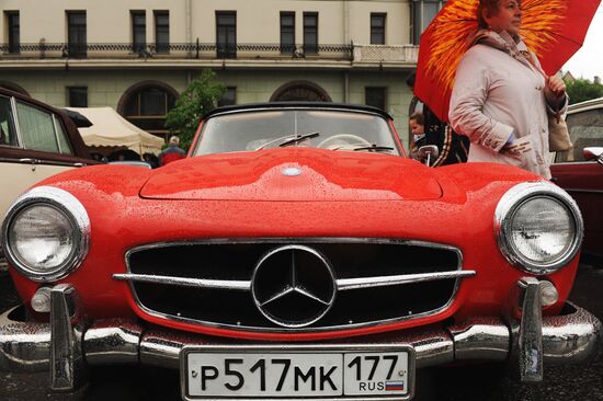 Vintage and classic car race held in Moscow