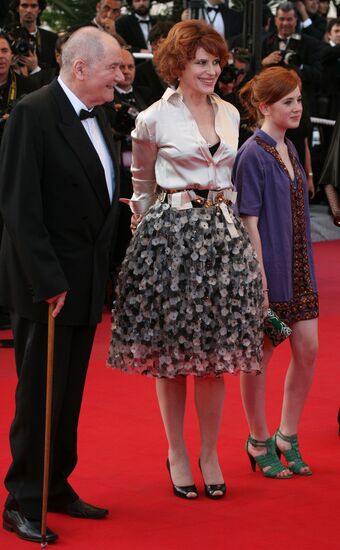 Fanny Ardant's directorial debut premieres in Cannes