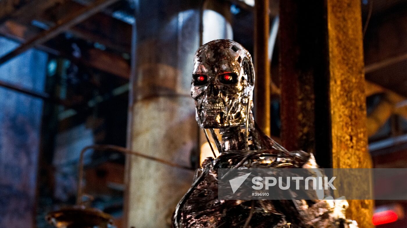 Terminator Salvation: The Future Begins