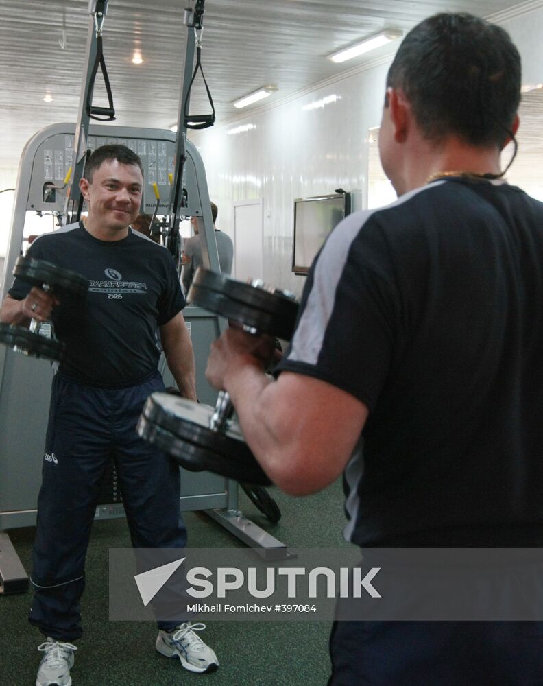Kostya Tszyu's training session