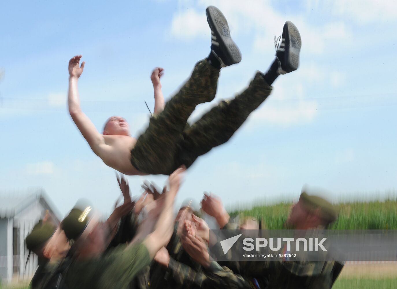 Trials for the right to wear maroon beret in Moscow suburbs