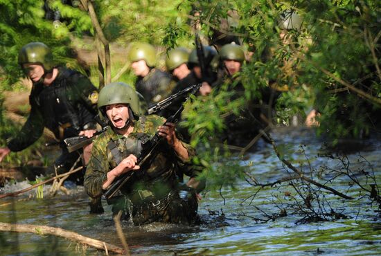 Trials for the right to wear maroon beret in Moscow suburbs