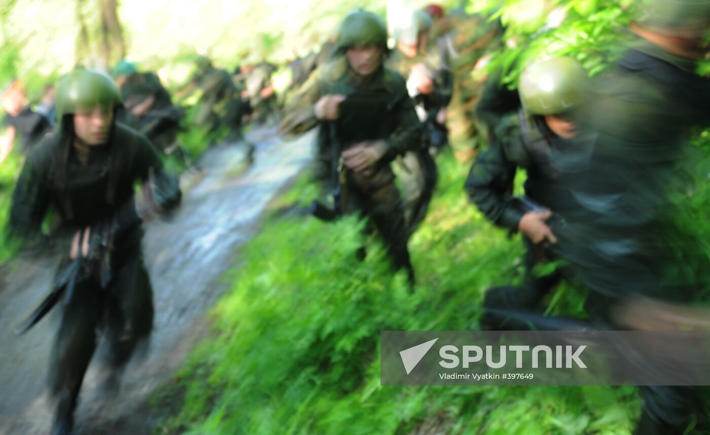 Trials for the right to wear maroon beret in Moscow suburbs