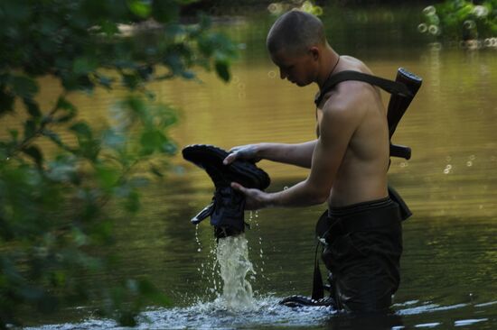 Trials for the right to wear maroon beret in Moscow suburbs