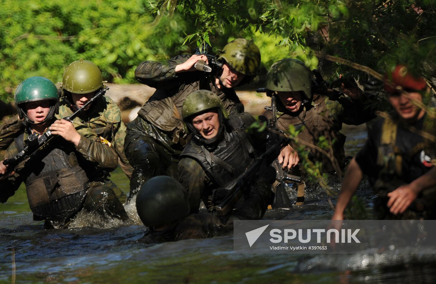Trials for the right to wear maroon beret in Moscow suburbs