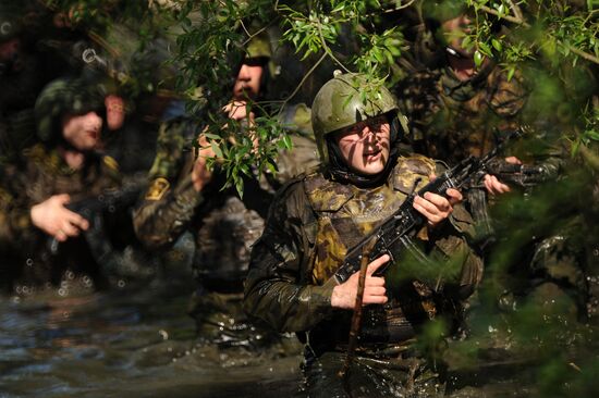 Trials for the right to wear maroon beret in Moscow suburbs