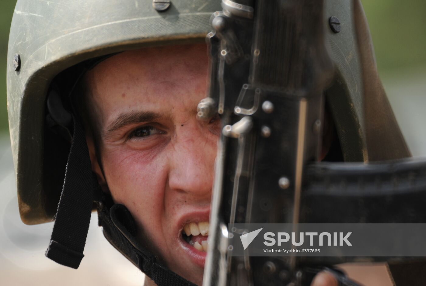 Trials for the right to wear maroon beret in Moscow suburbs