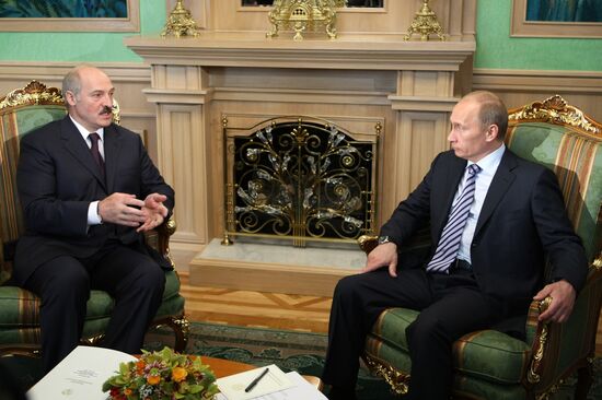 Vladimir Putin and Alexander Lukashenko in Minsk