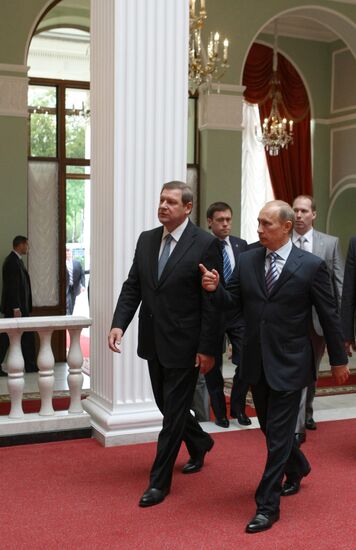Prime Minister Putin and his Belorussian counterpart Sidorsky