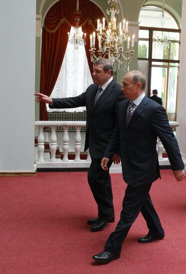 Prime Minister Putin and his Belorussian counterpart Sidorsky