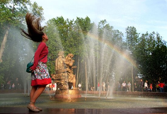 Central fountain opens in Novgorod