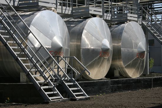 Russia opens chemical weapons destruction plant at Shchuchye