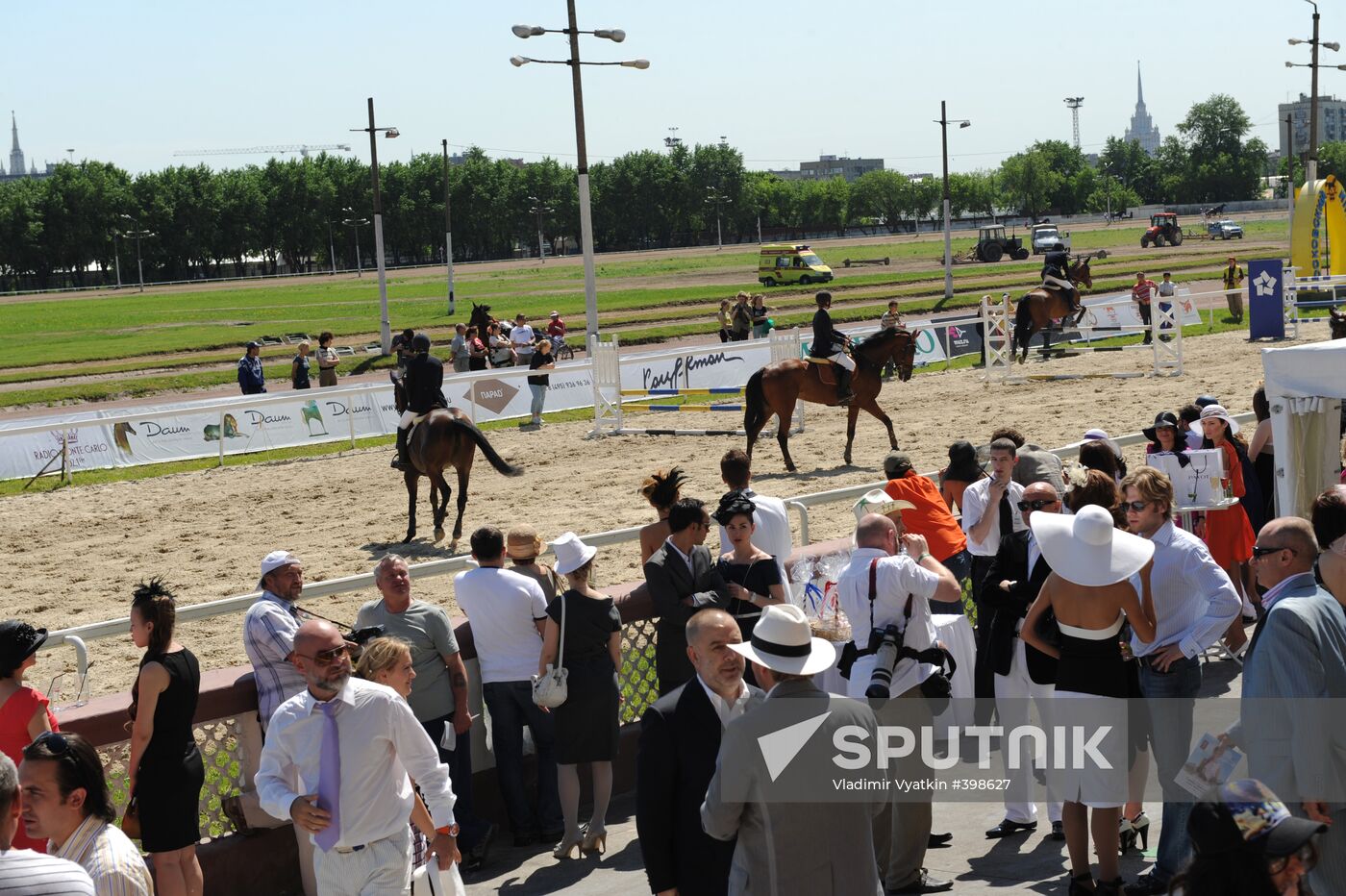 Horse racing. Radio Monte Carlo Grand Prix