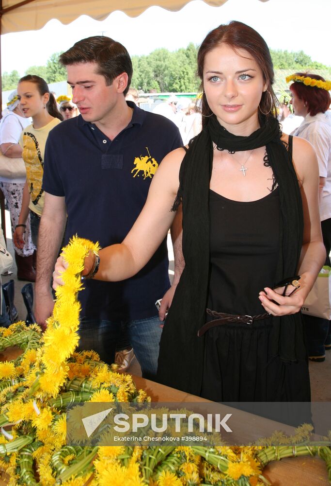 Sunday festival Chereshnevyj Les