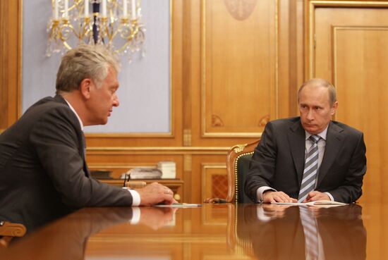 Viktor Khristenko and Vladimir Putin