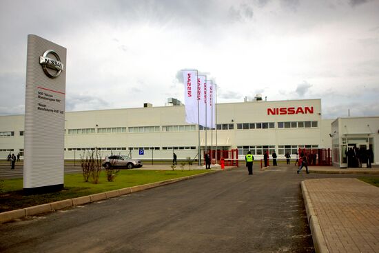 Nissan automotive plant opens in St. Petersburg