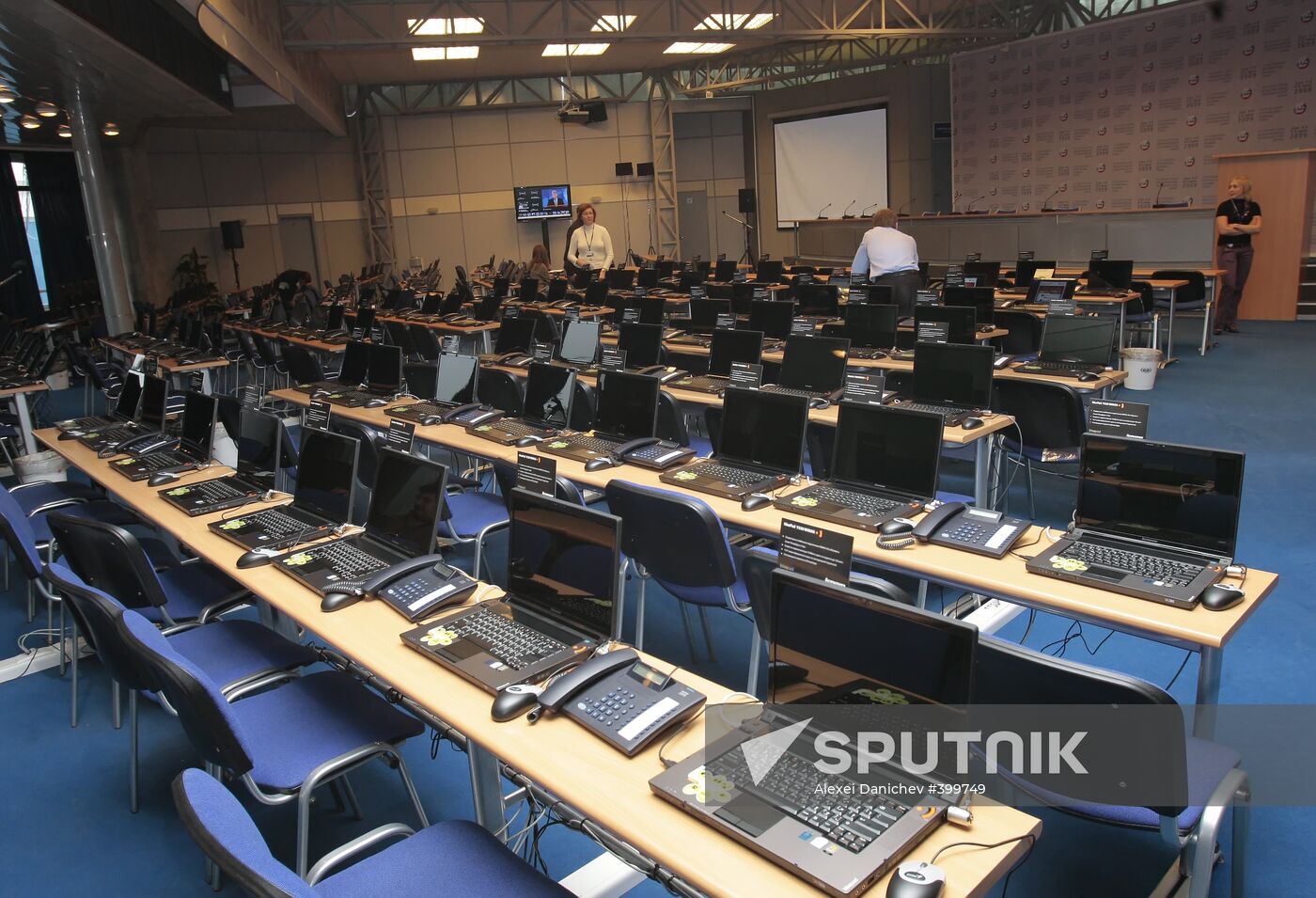 Preparing for economic forum in St. Petersburg