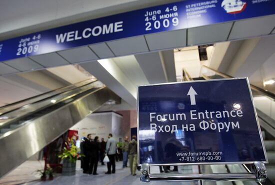 Preparations for economic forum in St. Petersburg