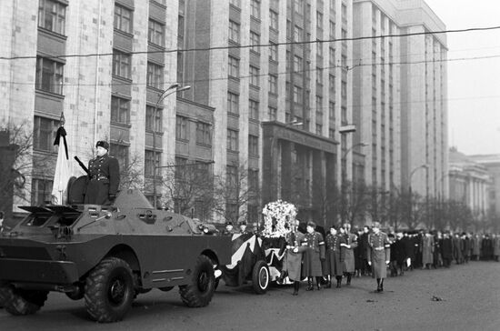 ZAKHAROV FUNERAL PROCESSION ARMORED PERSONNEL CARRIER