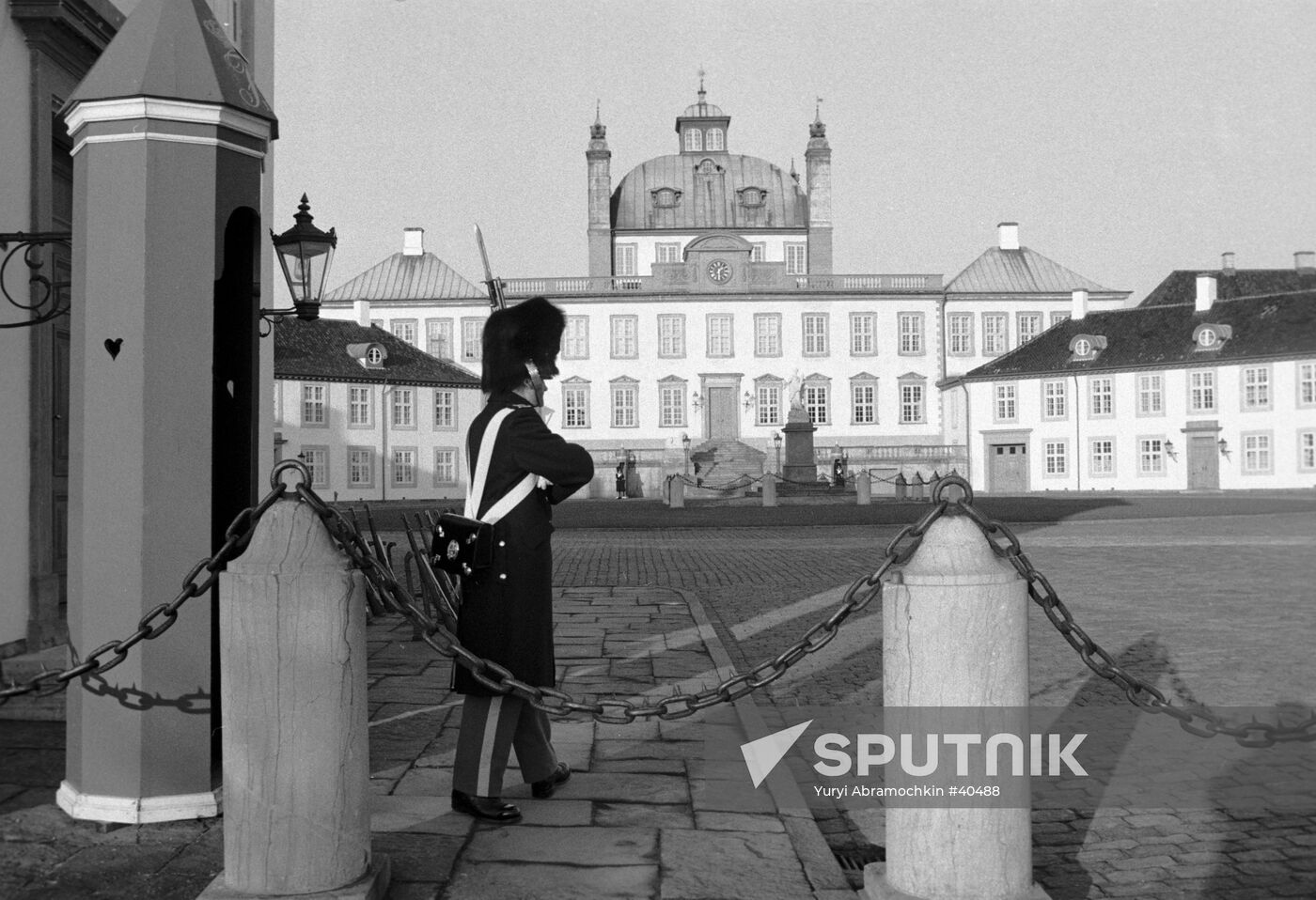 GUARDSMAN DUARD PALACE FREDENSBERG