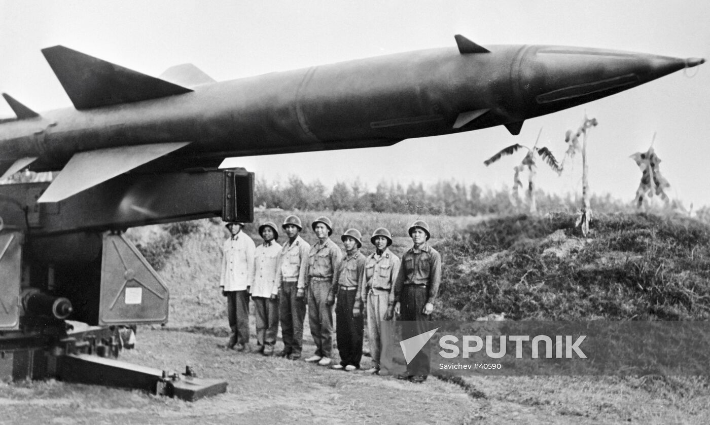 SOLDIERS MISSILE UNIT VIETNAM