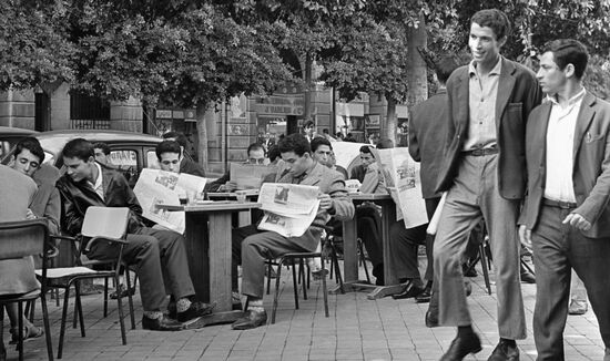 TUNIS YOUNGSTERS LEISURE CAFE