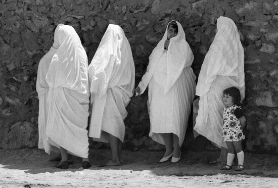 TUNISIA WOMEN NATIONAL DRESS