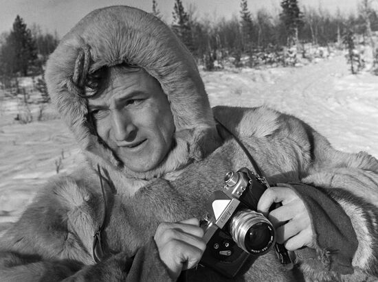 PHOTOGRAPHER SHUSTOV