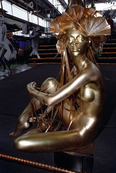 SCULPTURE