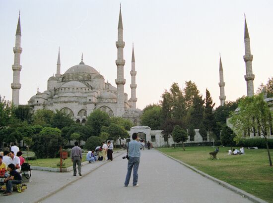 SULTAN AHMED MOSQUE ISTANBUL