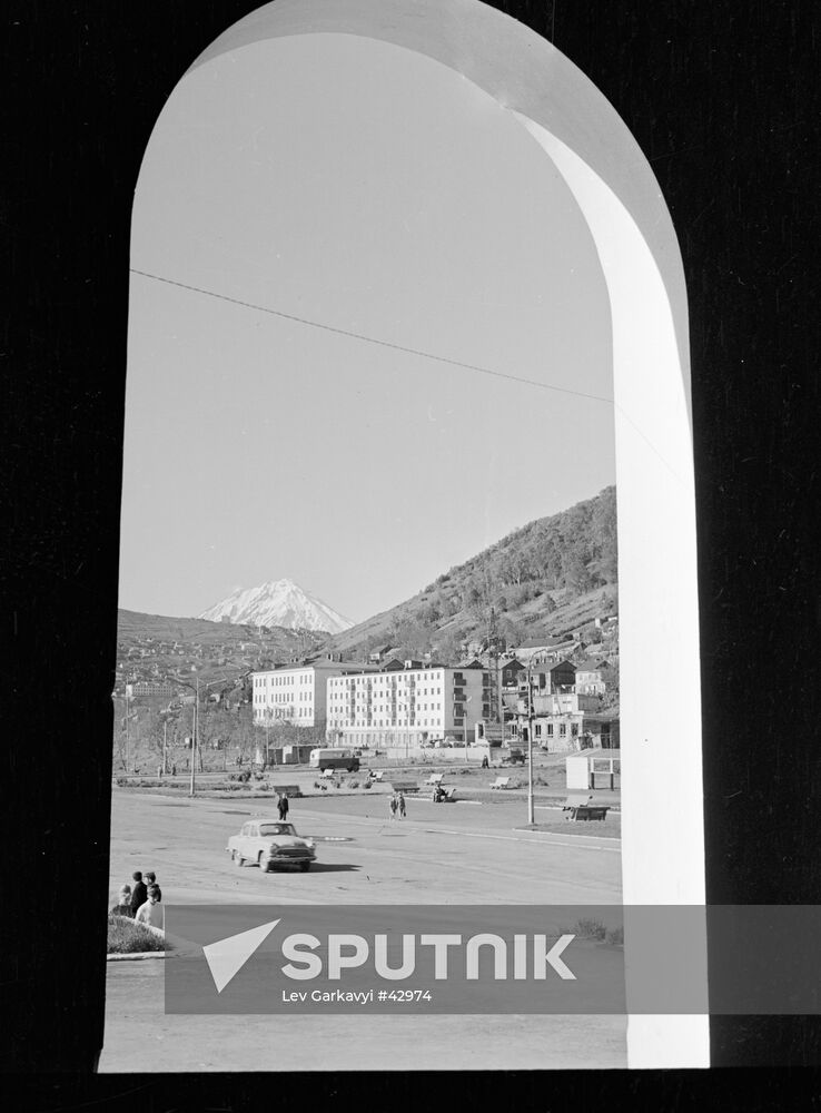 TEATRALNAYA SQUARE PETROPAVLOVSK-KAMCHATSKY