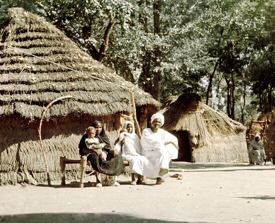 SUDAN VILLAGE HOUSES PEOPLE