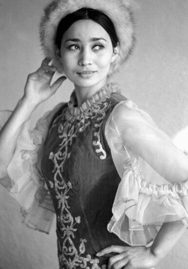 AMATEUR PERFORMANCE PARTICIPANT