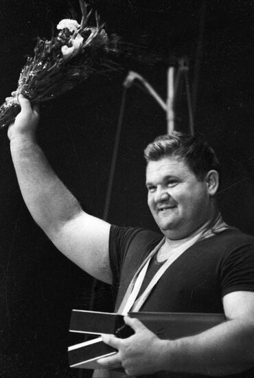 ZHABOTINSKY WEIGHT-LIFTER