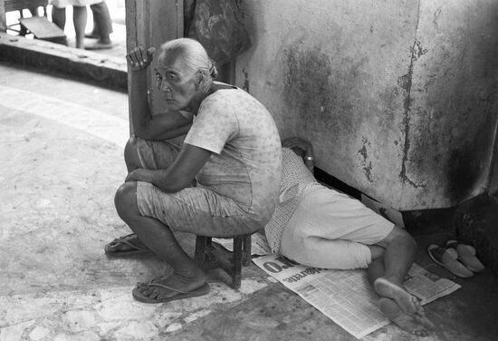 SIESTA TOWNSFOLK REST